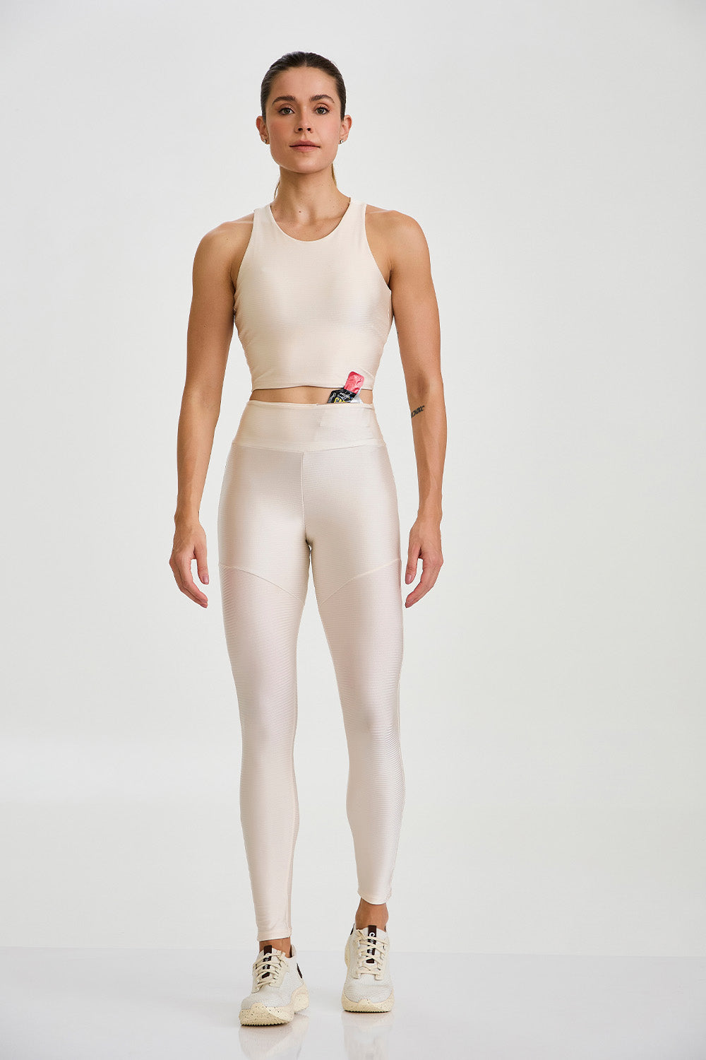 Glow topp med korsade axelband off-white